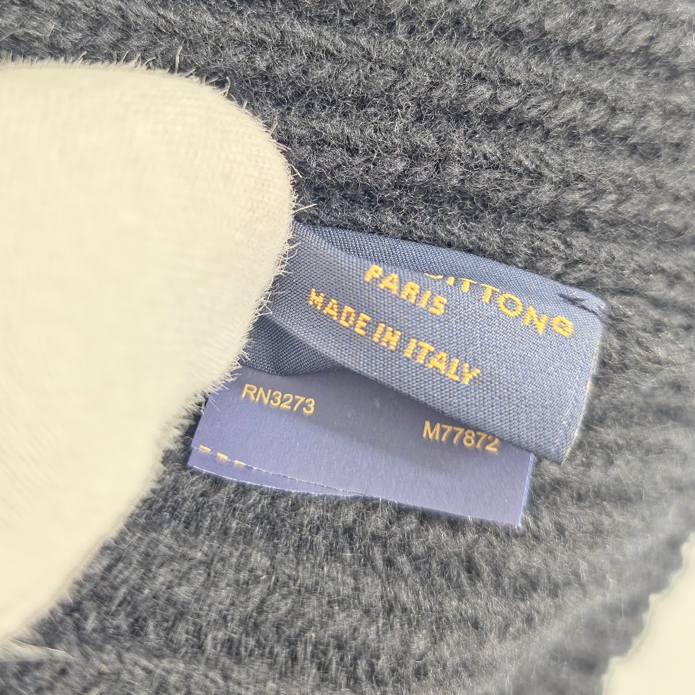 ✨️Bundle of LV Essential scarf / LV Medallion Gloves / LV Headline Beanie - Picture 12 of 12